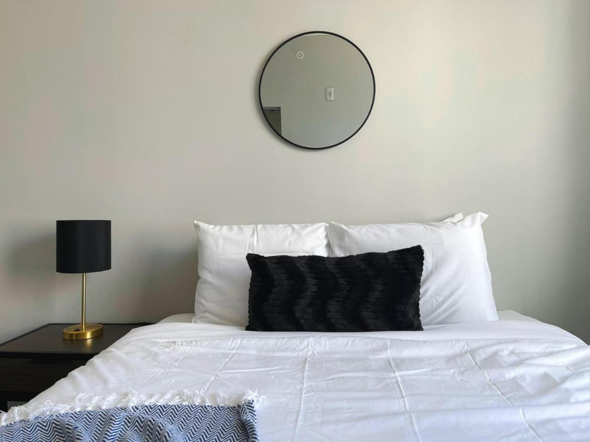 Sleepover 1Bd 1Ba Omaha Apartments Exteriör bild
