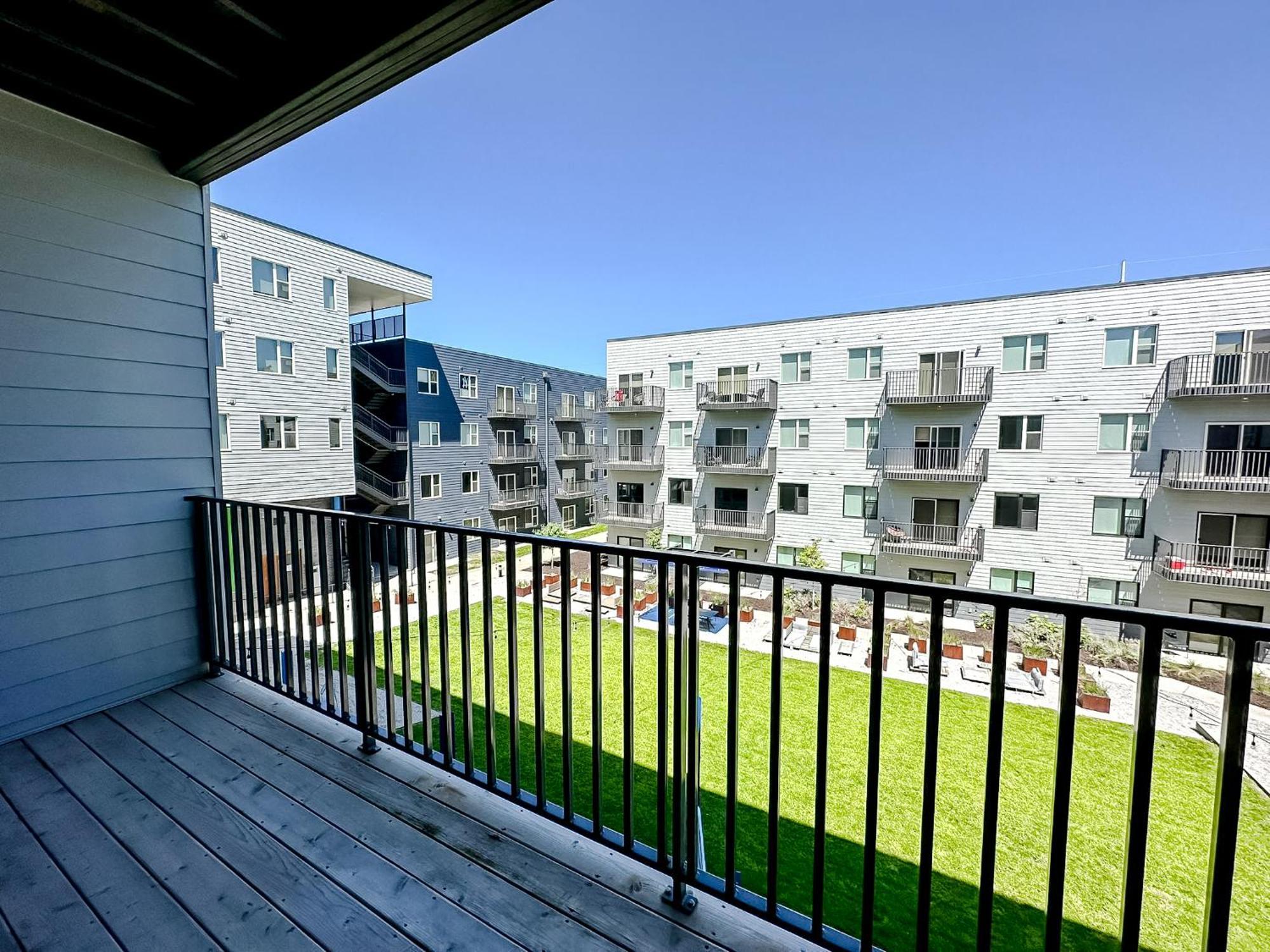 Sleepover 1Bd 1Ba Omaha Apartments Exteriör bild